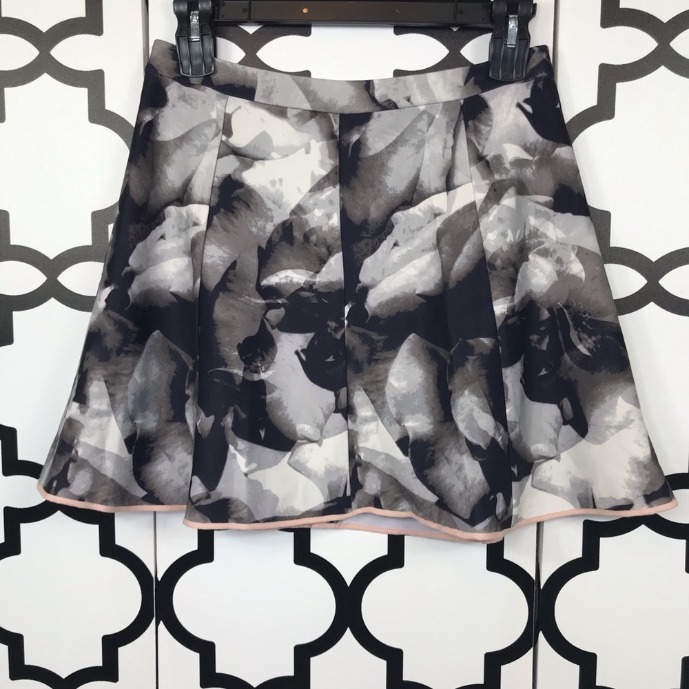 Mossimo Black/White Skirt